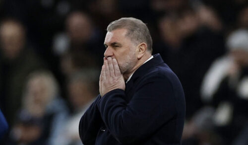 Tottenham-manager, Ange Postecoglou, mener, at et blåt kort vil smadre fodboldspillet.