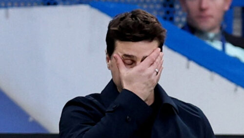 Mauricio Pochettino holder sine øjne lukkede. Det går ikke godt for Chelsea i øjeblikket.
