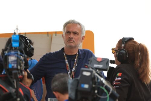José Mourinho vil gerne tilbage til trænerverdenen til sommer.