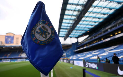Chelsea risikerer at blive udelukket fra UEFA's turneringer.