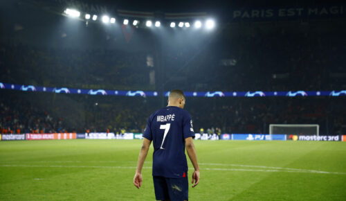 Kylian Mbappé ventes at forlade Paris Saint-Germain denne sommer.