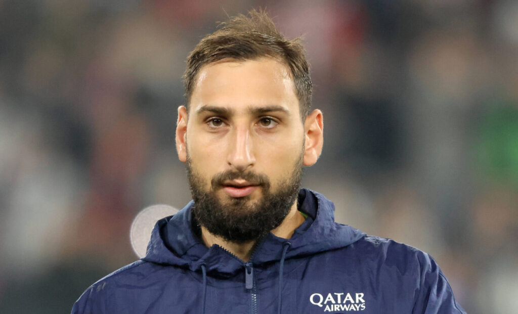 Gianluigi Donnarumma sættes nu i forbindelse med et skifte til Premier League.