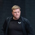 Newcastle-cheftræneren Eddie Howe har været indlagt siden fredag i sidste uge. Nu er der nyt i sagen om englænderen.