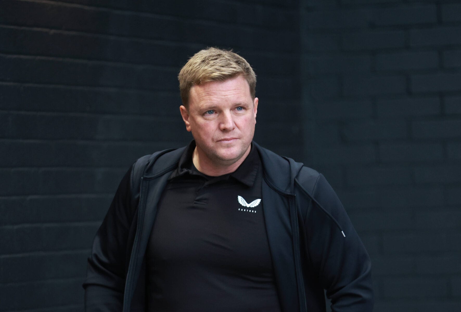 Newcastle-cheftræneren Eddie Howe har været indlagt siden fredag i sidste uge. Nu er der nyt i sagen om englænderen.