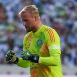 Det kører ikke på skinner for Kasper Schmeichel og Celtic, men nu kan en transfer vende op og ned på det hele.