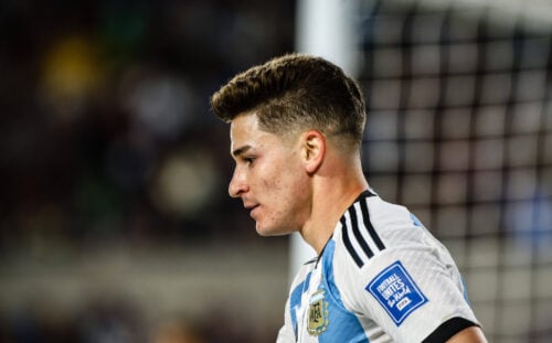 Julián Álvarez kan stå foran et opsigtsvækkende farvel til Atlético Madrid og et muligt comeback til Premier League.