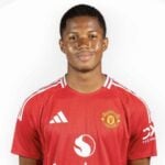 Manchester United har fået vendt skuden i Premier League, mens de har sendt danske Chido Obi til en ny klub på falderebet.