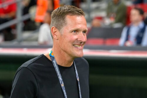 Der er heftig kritik af både landstræner Brian Riemer og fodbolddirektør i DBU i form af Peter Møller, da Danmark missede VM-billeten.