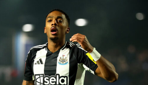 Joe Willock scorede et kontroversielt mål.