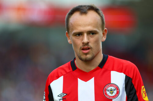 Mikkel Damsgaard har udviklet sig til at blive én af de bedste spillere i Brentford. Nu høster danskeren ros hos en kollega.