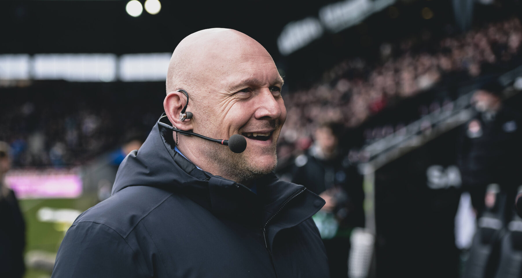 Thomas Gravesen vrager Christian Eriksen.