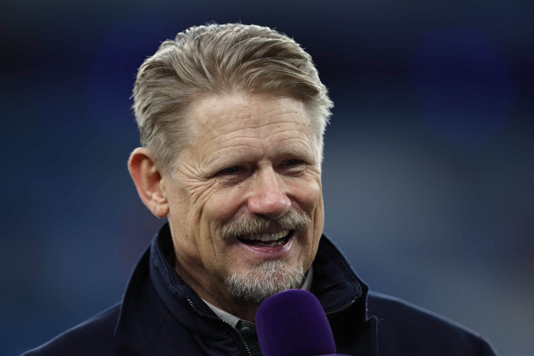Manchester United sikrede sig en dramatisk og historisk sejr på Anfield mod ærkerivalerne Liverpool søndag aften, der skabte stor begejstring hos Peter Schmeichel.