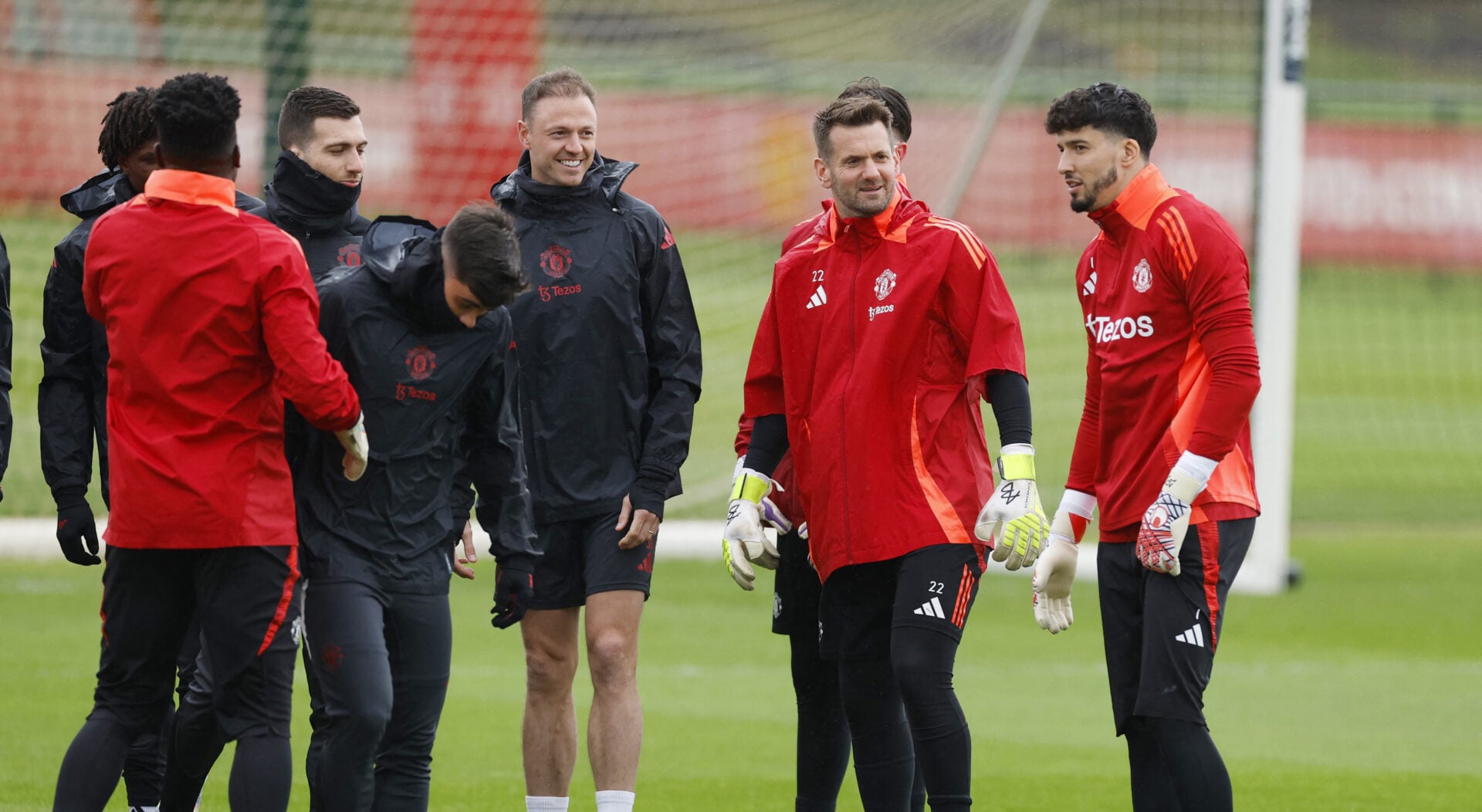 Manchester United forhandler med keeper.