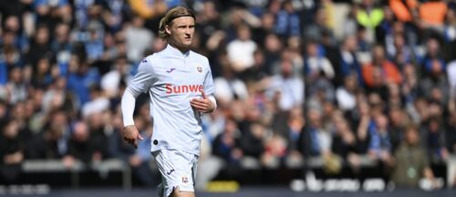 Kasper Dolberg viste onsdag prøver på sin imponerende målfarlighed. Derfor er det nu den danske landsholdsangriber, der løber med overskrifterne.