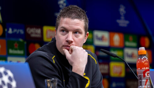 Mike Tullberg var på vej til at forlade Dortmund, men nu ser det ud til at danskeren bliver alligevel. Det meddeler det tyske medie Ruhr 24.