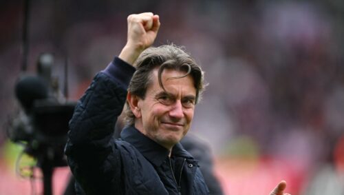 Thomas Frank skaber overskrifter.