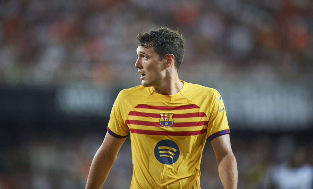 Danske Andreas Christensen er på vej til at forlade FC Barcelona, hvor han igen er blevet fravalgt, mens kontrakten snart udløber.