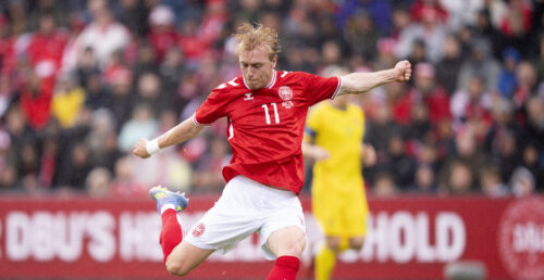 Den danske landsholdsangriber Mika Biereth har haft en mageløs sæson i AS Monaco. Nu er han også den største stjerne i landsholdets offensiv.