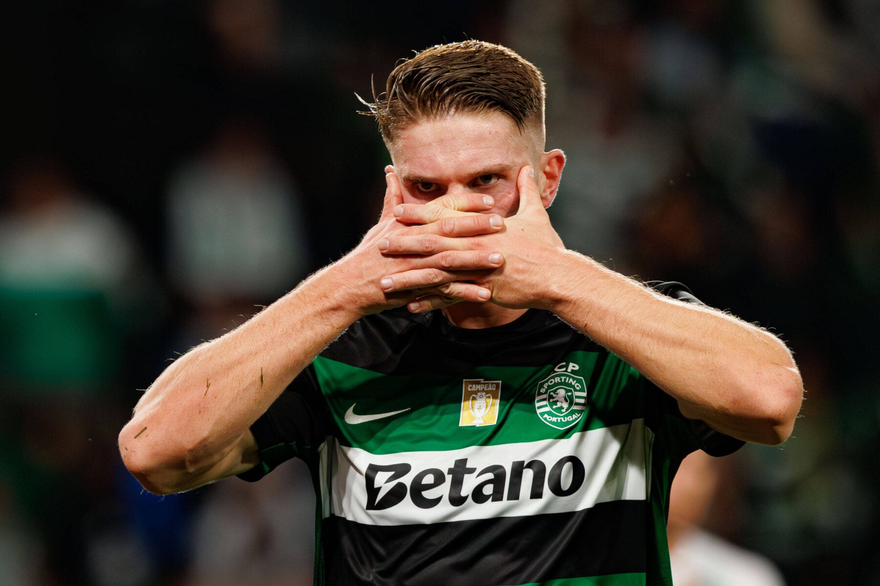 Gyökeres har tydeligt givet udtryk for, at han foretrækker at spille under Mikel Arteta i Premier League, og Arsenal har allerede haft konstruktive samtaler med spillerens repræsentanter.