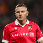Wrexham udlejer ham.