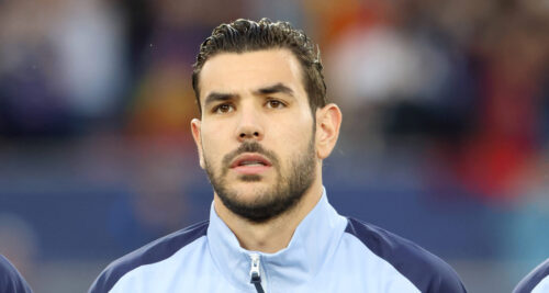 27-årige Theo Hernández fra AC Milan er på vej til at blive solgt. Det bekræfter sportsdirektøren i Serie A-klubben nu.