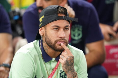 Den 33-årige Neymar er en af Brasiliens mest feterede fodboldspillere i sin generation. I sommer var et vildt skifte tæt på.