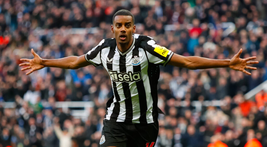 Liverpool byder på Isak.