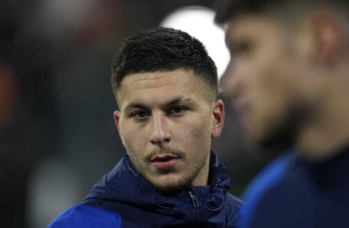 Den svenske kantspiller Roony Bardghji kan være på vej væk fra FC Barcelona efter en svær debutsæson. Nu kalder Premier League.