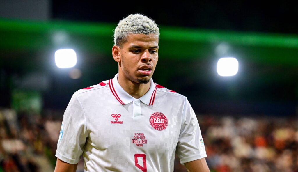 Den danske angriber William Osula kan være på vej væk fra Newcastle, selvom han på det seneste har fået mere spilletid under bæltet.