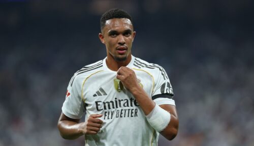 Trent Alexander-Arnold fik sin La Liga-debut, da Real Madrid tirsdag aften tog imod Osasuna i den spanske hovedstad.