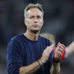 Kasper Hjulmand får nu en ny rolle i fodboldverdenen, da den tidligere danske landstræner er blevet hentet ind som studieekspert hos Disney+.