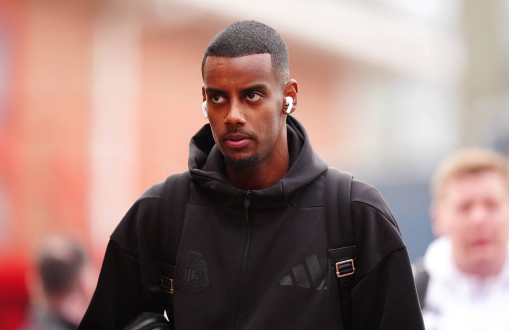 Det kører ikke på skinner for Alexander Isak, der har haft det svært i Liverpool. Nu bekræftes det, at han ikke kommer i aktion foreløbigt.