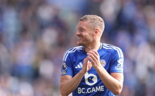 38-årige Jamie Vardy har ledt med lys og lygte efter en ny arbejdsgiver denne sommer, hvor flere interessante klubber har været nævnt.