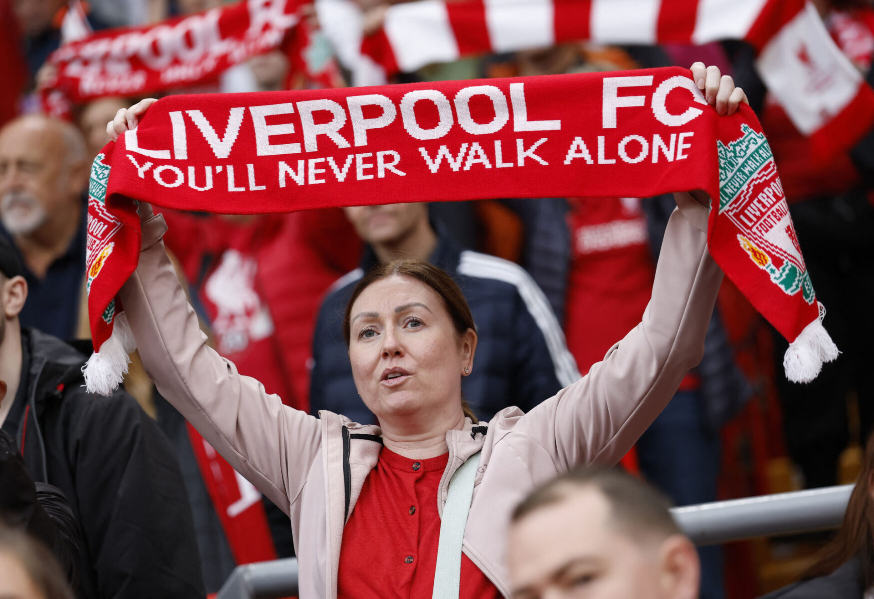 Liverpool fyrede Roy Hodgson, men nu får han ros.