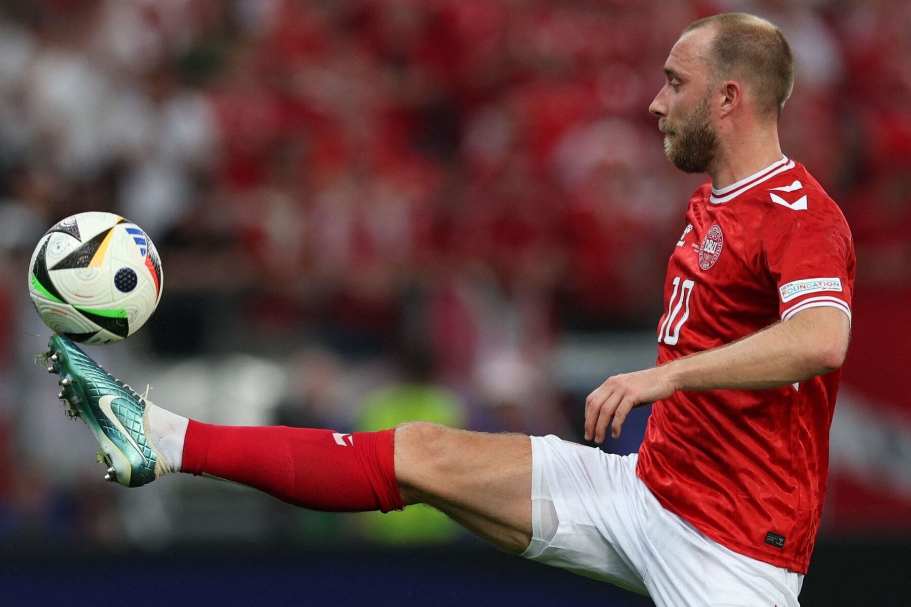 Christian Eriksen er gået markant ned i løn.