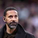 Manchester United befinder sig i en alvorlig krise, hvor klubbens præstation mod Como har fået Rio Ferdinand til tasterne i et surt opstød.