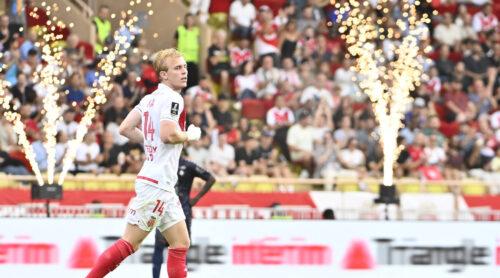 Mika Biereth kom endelig i gang for den franske storklub AS Monaco søndag aften. Nu trækker den danske landsholdsspiller overskrifter.