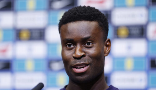 Marc Guéhi kommer til at forlade Crystal Palace. Det har den 25-årige forsvarskaptajn allerede meldt ud. Nu fører en storklub kapløbet.