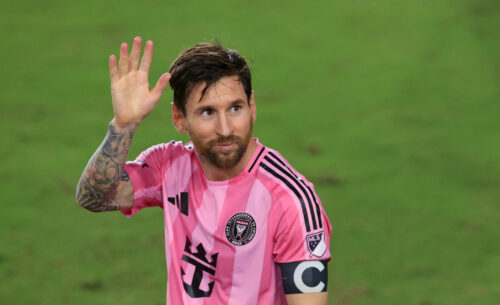 Lionel Messi skaber overskrifter.