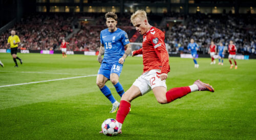 Victor Froholdt skaber overskrifter.