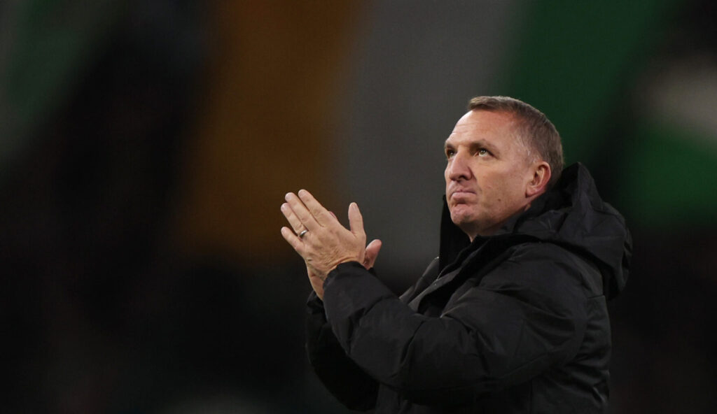 En storklub har på overraskende vis mistet sin cheftræner sent mandag aften. Det står nu klart, da sæsonstarten har været skuffende.