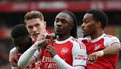 Arsenal fortsætter med at stikke af i toppen af Premier League, da de søndag nappede en sejr over Crystal Palace.