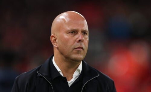 Liverpool og Aston Villa mødes.