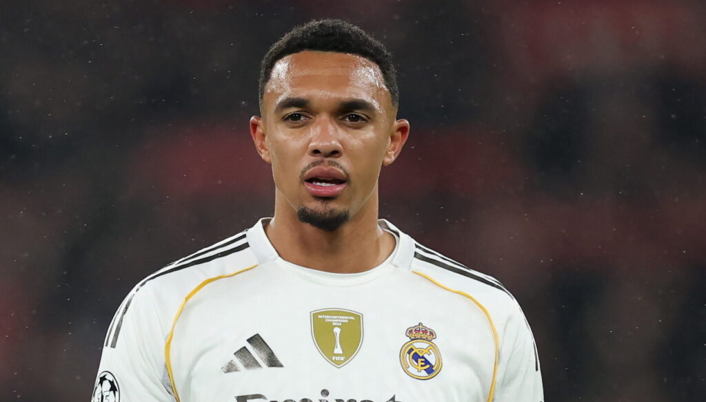 Trent Alexander-Arnold fik en følelsesladet retur til Anfield, da Real Madrid tirsdag tabte 1-0 til Liverpool i Champions League.