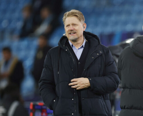 Schmeichel langer ud.
