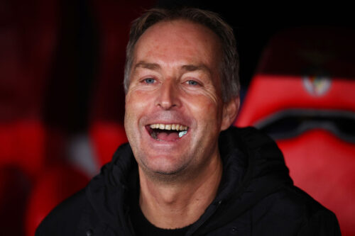 Kasper Hjulmand løber igen med spisesedlerne rundt om i Europa.