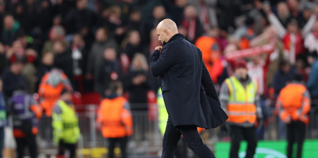 Det er det rene ragnarok for Arne Slot og Liverpool i skrivende stund. Den hollandske cheftræner er i chok over klubbens tilstand.