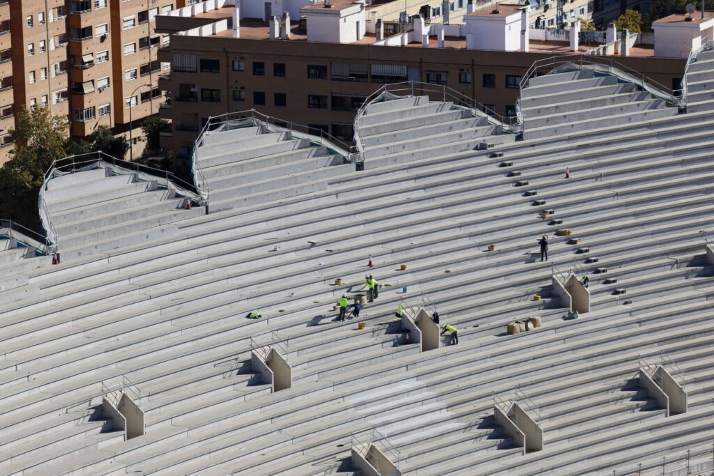 Valencia har haft økonomiske udfordringer undervejs.