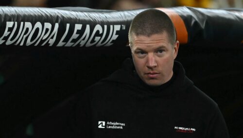 Mike Tullberg har haft overvejende succes i sin første periode hos FC Midtjylland. Nu er en stjerne potentielt blevet alvorligt skadet.