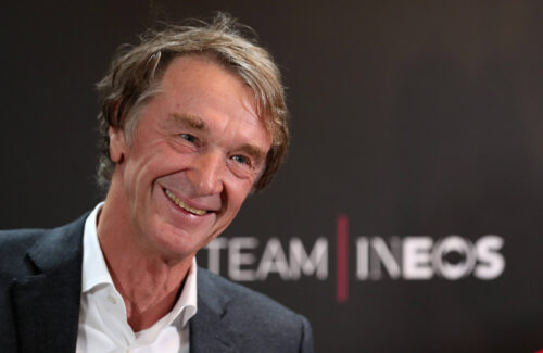 Sir Jim Ratcliffe har givet grønt lys til, at Manchester United kan give den gas på transfermarkedet.